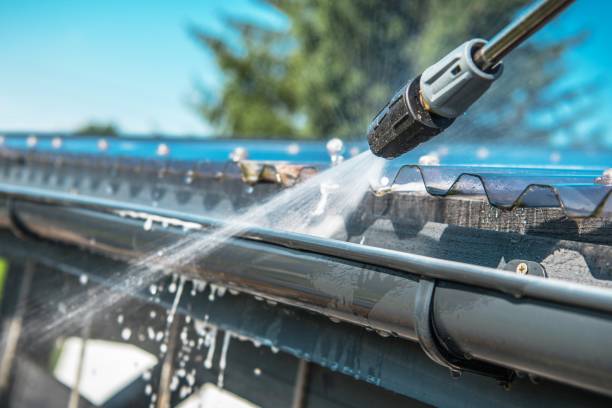 Best Deck Pressure Washing  in Fannett, TX